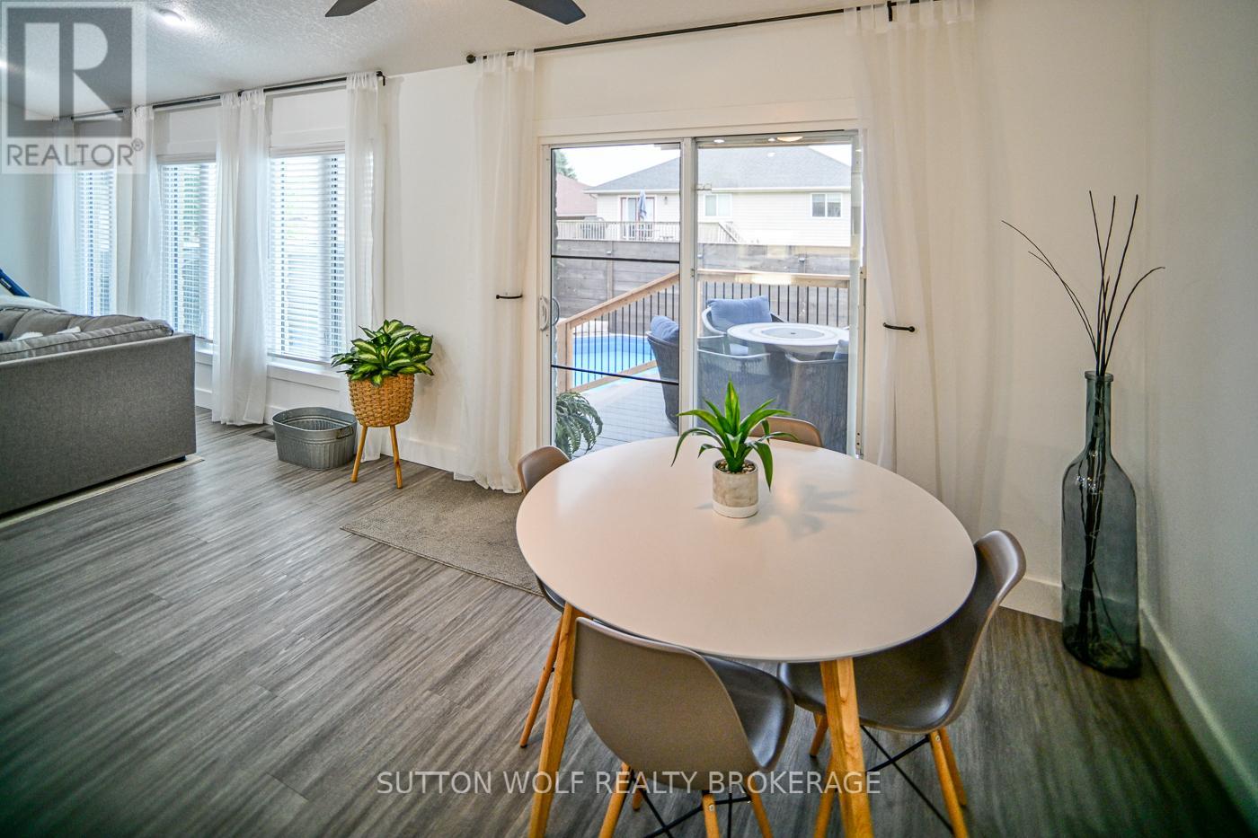 68 LAURA LANE - Image 11
