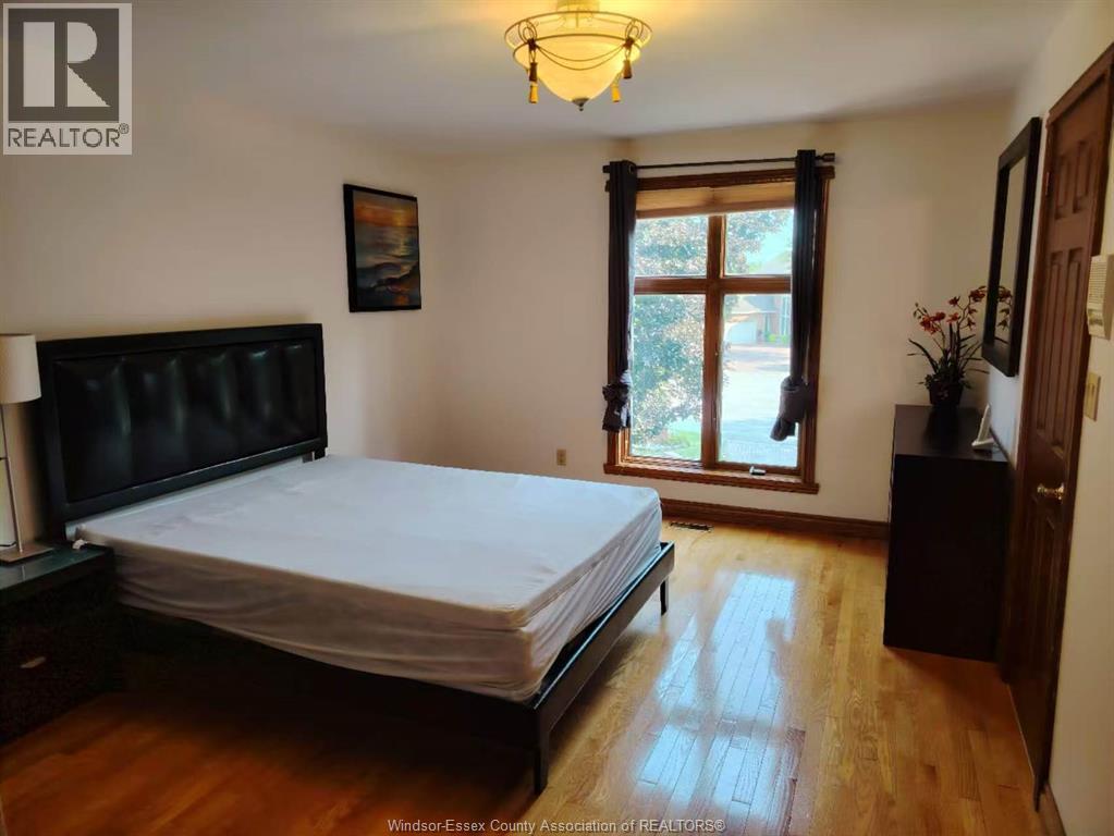 1985 OMIRA STREET - 14