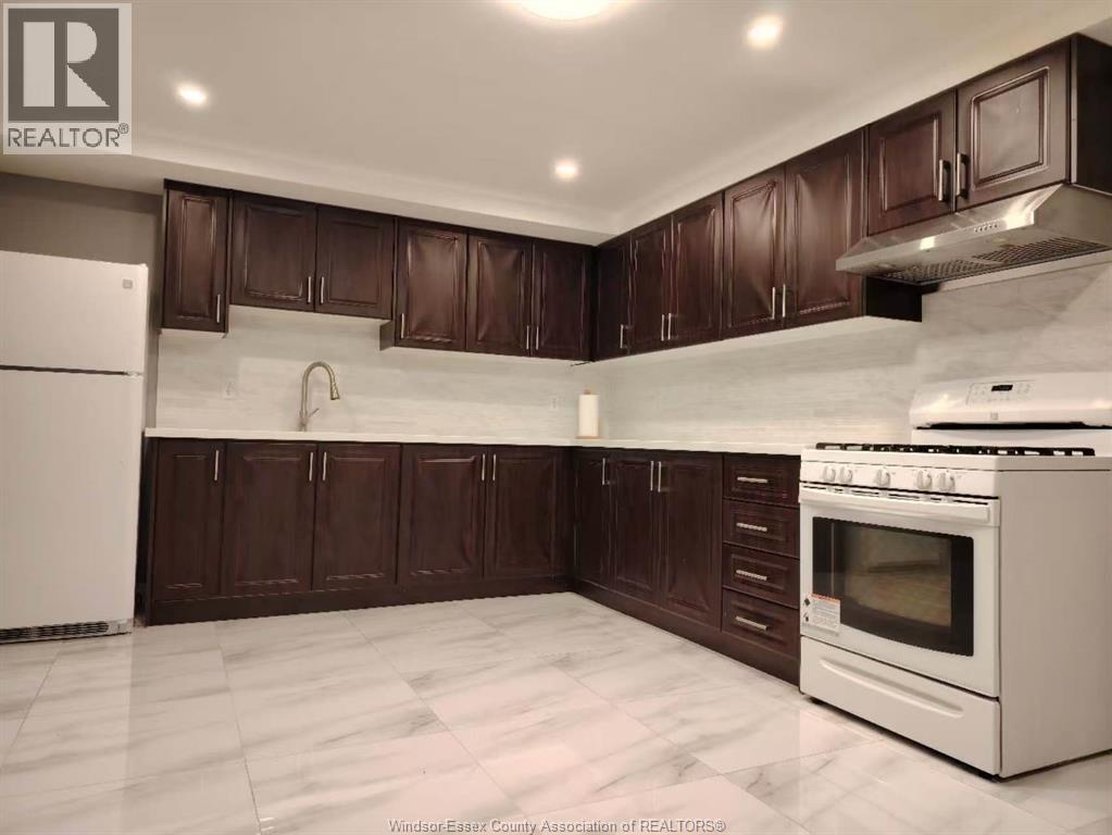 1985 OMIRA STREET - 19