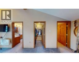 1059 Pat Burns Ave, Gabriola Island, BC V0R1X2 Photo 22