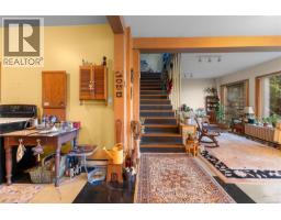 1059 Pat Burns Ave, Gabriola Island, BC V0R1X2 Photo 36