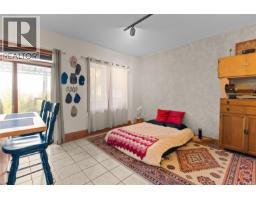 1059 Pat Burns Ave, Gabriola Island, BC V0R1X2 Photo 43