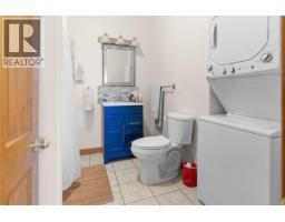 1059 Pat Burns Ave, Gabriola Island, BC V0R1X2 Photo 48