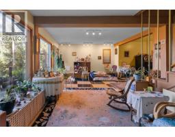 1059 Pat Burns Ave, Gabriola Island, BC V0R1X2 Photo 38