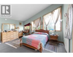 1059 Pat Burns Ave, Gabriola Island, BC V0R1X2 Photo 40