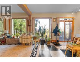 1059 Pat Burns Ave, Gabriola Island, BC V0R1X2 Photo 35