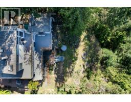 1059 Pat Burns Ave, Gabriola Island, BC V0R1X2 Photo 52