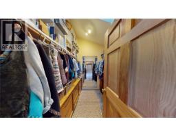 1059 Pat Burns Ave, Gabriola Island, BC V0R1X2 Photo 23