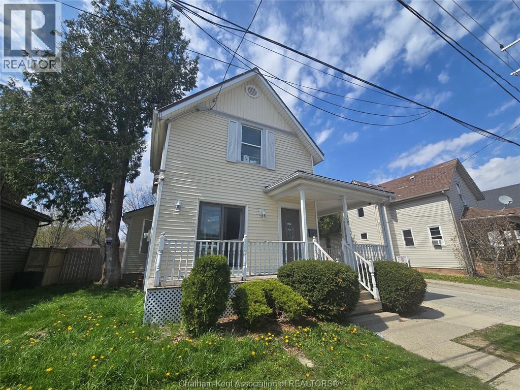 39 Richmond STREET, Chatham — photo 2