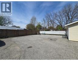 39 Richmond Street, Chatham, ON N7M1N5 Photo 8