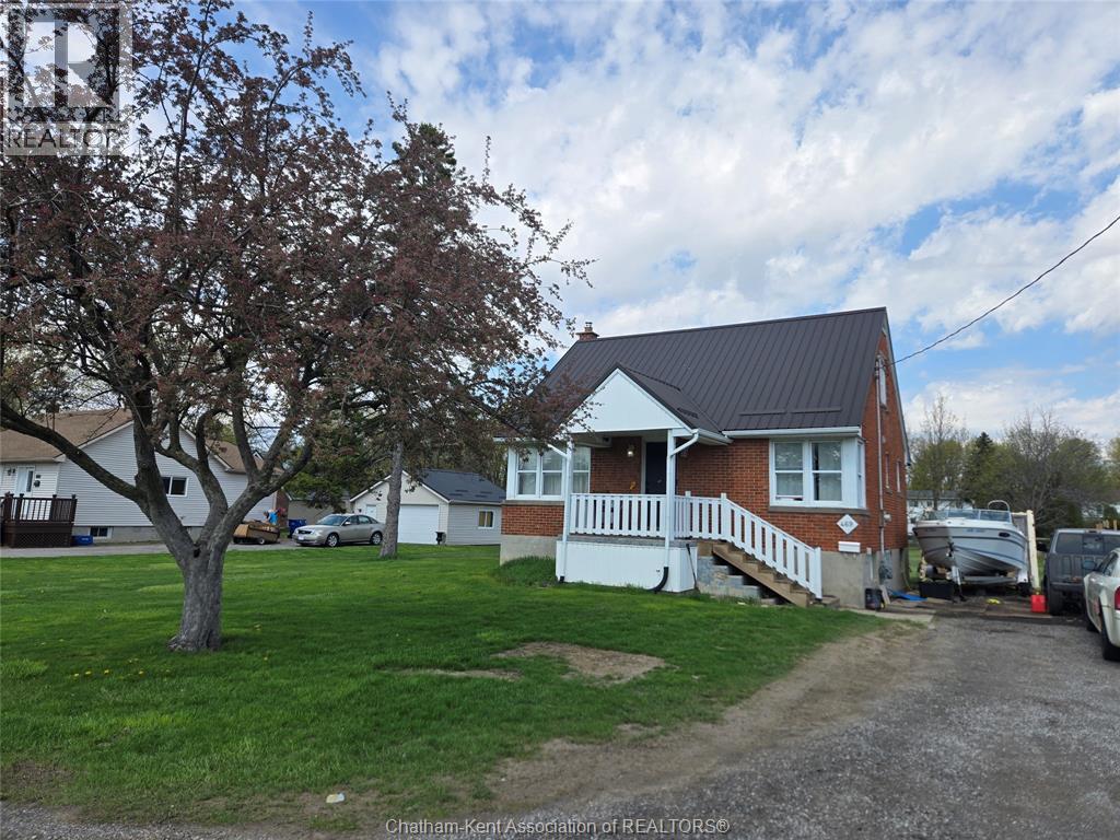 469 St Clair STREET - 3