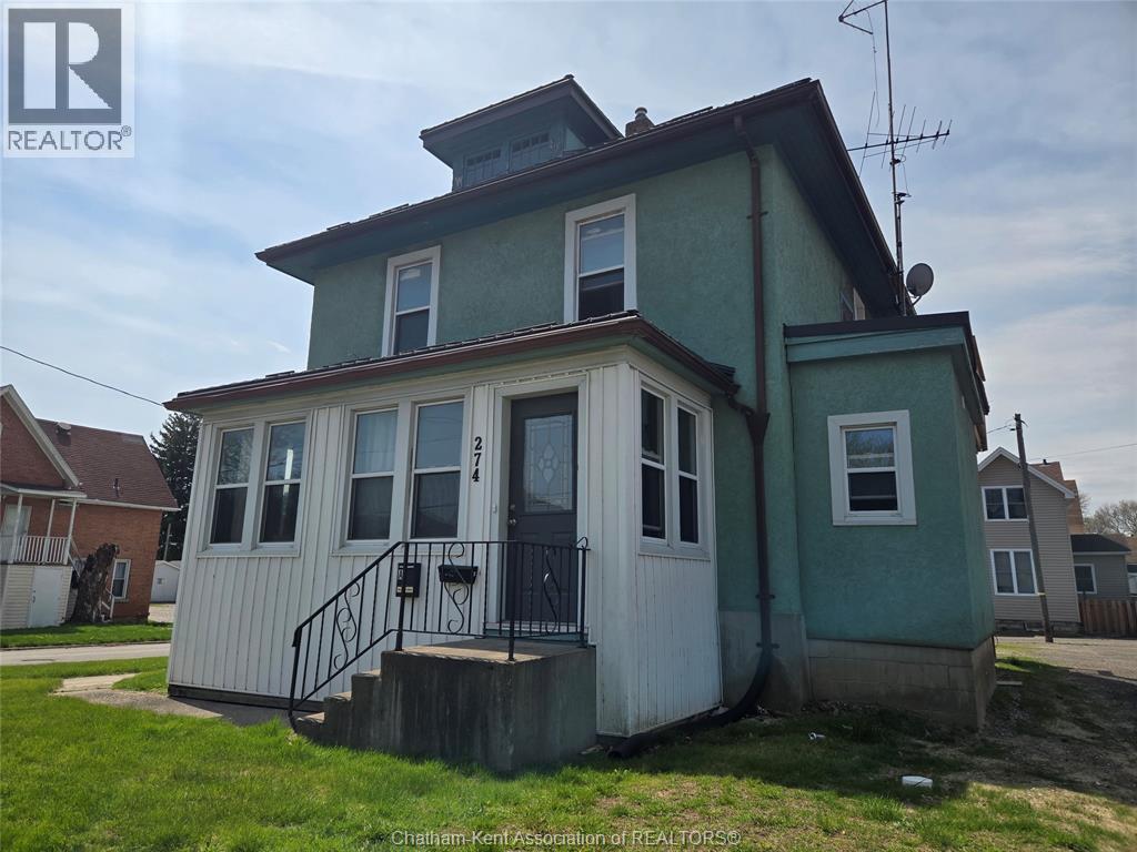 274 St Clair STREET, Chatham — photo 2
