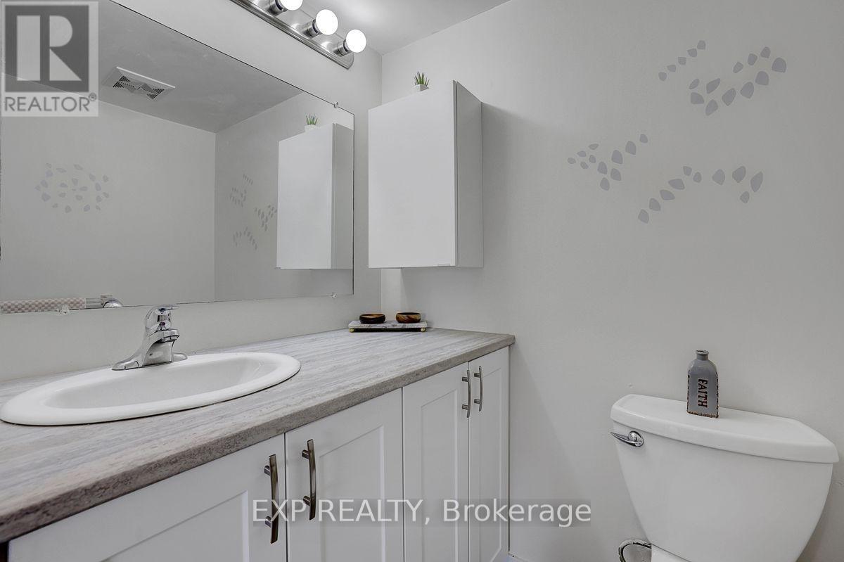 2 Bed, 2 Bath House for Sale in Ottawa – 1706 – 470 LAURIER STREET W, Ottawa – MLS# X13658254 - Image 20