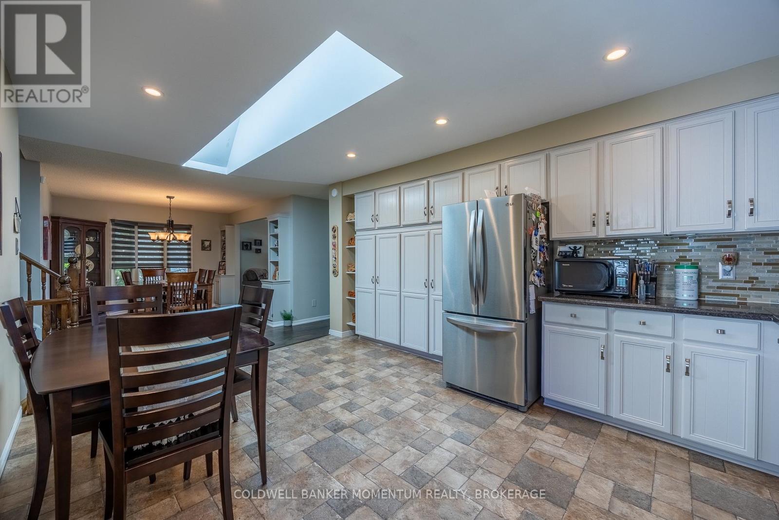 307 ORKNEY STREET W - Image 14