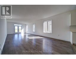 15 Union Boulevard, Wasaga Beach, ON L9Z0M6 Photo 12