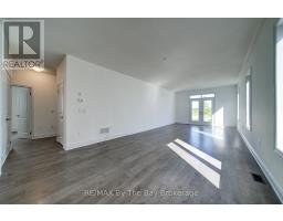 15 Union Boulevard, Wasaga Beach, ON L9Z0M6 Photo 11