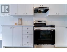 15 Union Boulevard, Wasaga Beach, ON L9Z0M6 Photo 8