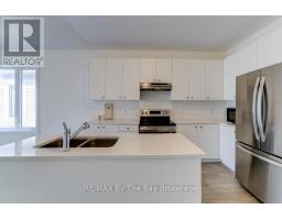 15 Union Boulevard, Wasaga Beach, ON L9Z0M6 Photo 9