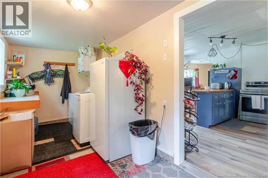 29 Lauvina Road, Geary — photo 2