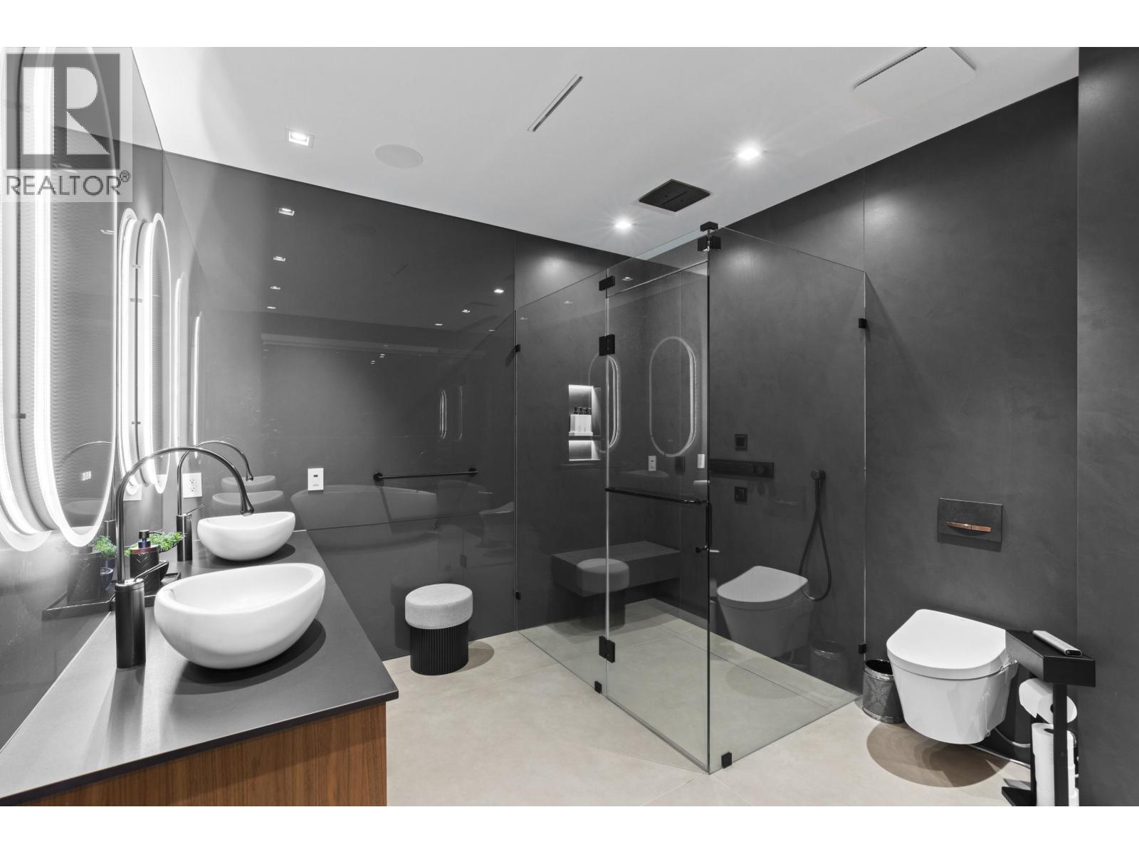 1840 ORCHARD WAY, West Vancouver
