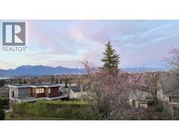 3655 Quesnel Drive, Vancouver, BC V6L3E6 Photo 34