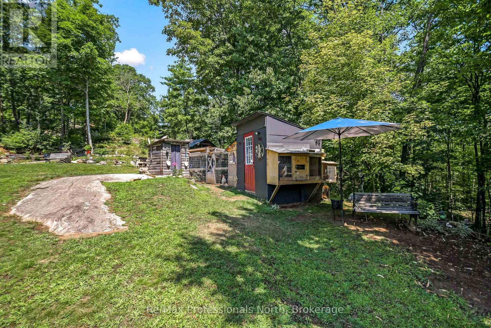 1017 BARLOCHAN ROAD - Image 12
