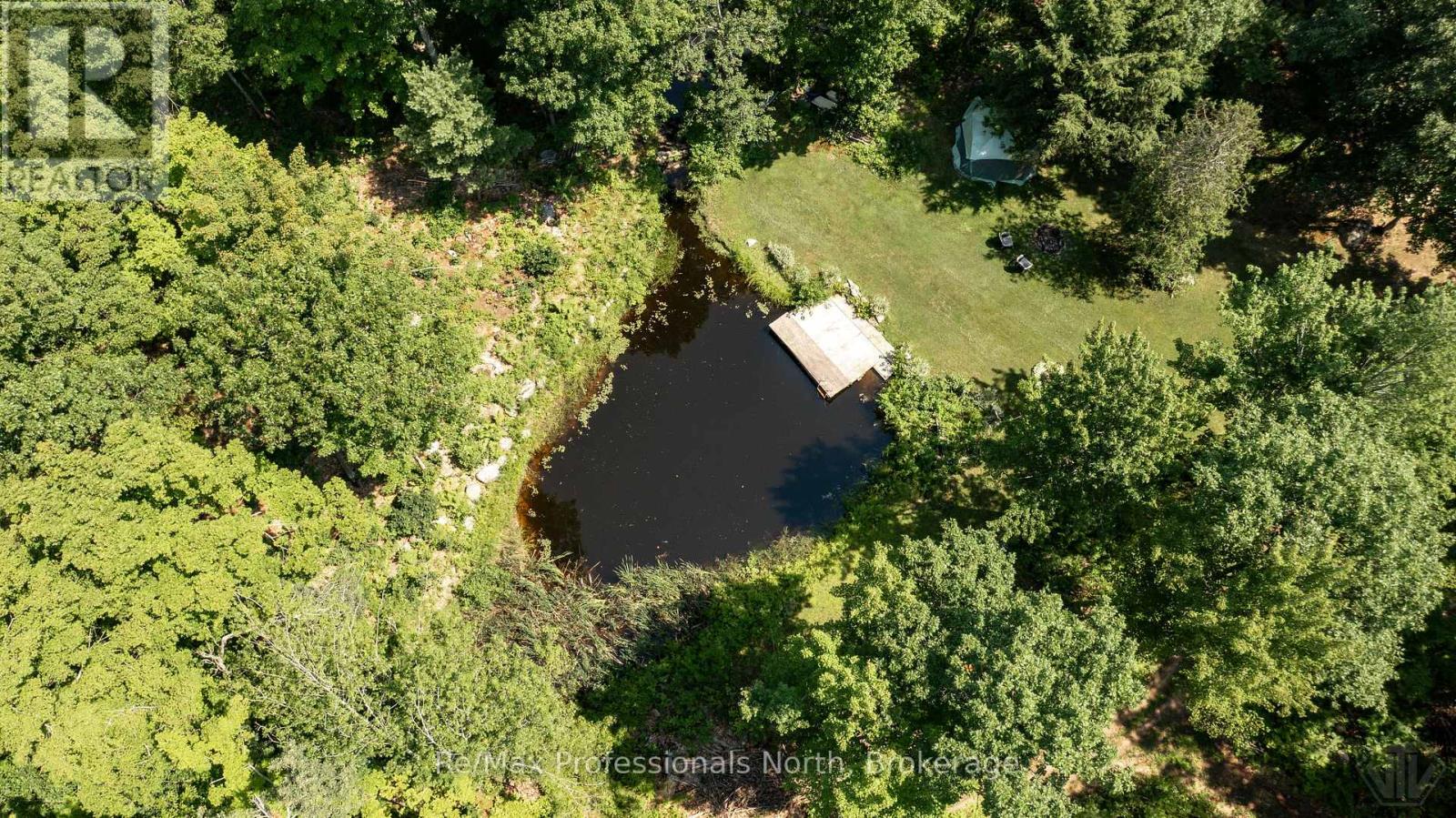 1017 BARLOCHAN ROAD - 14