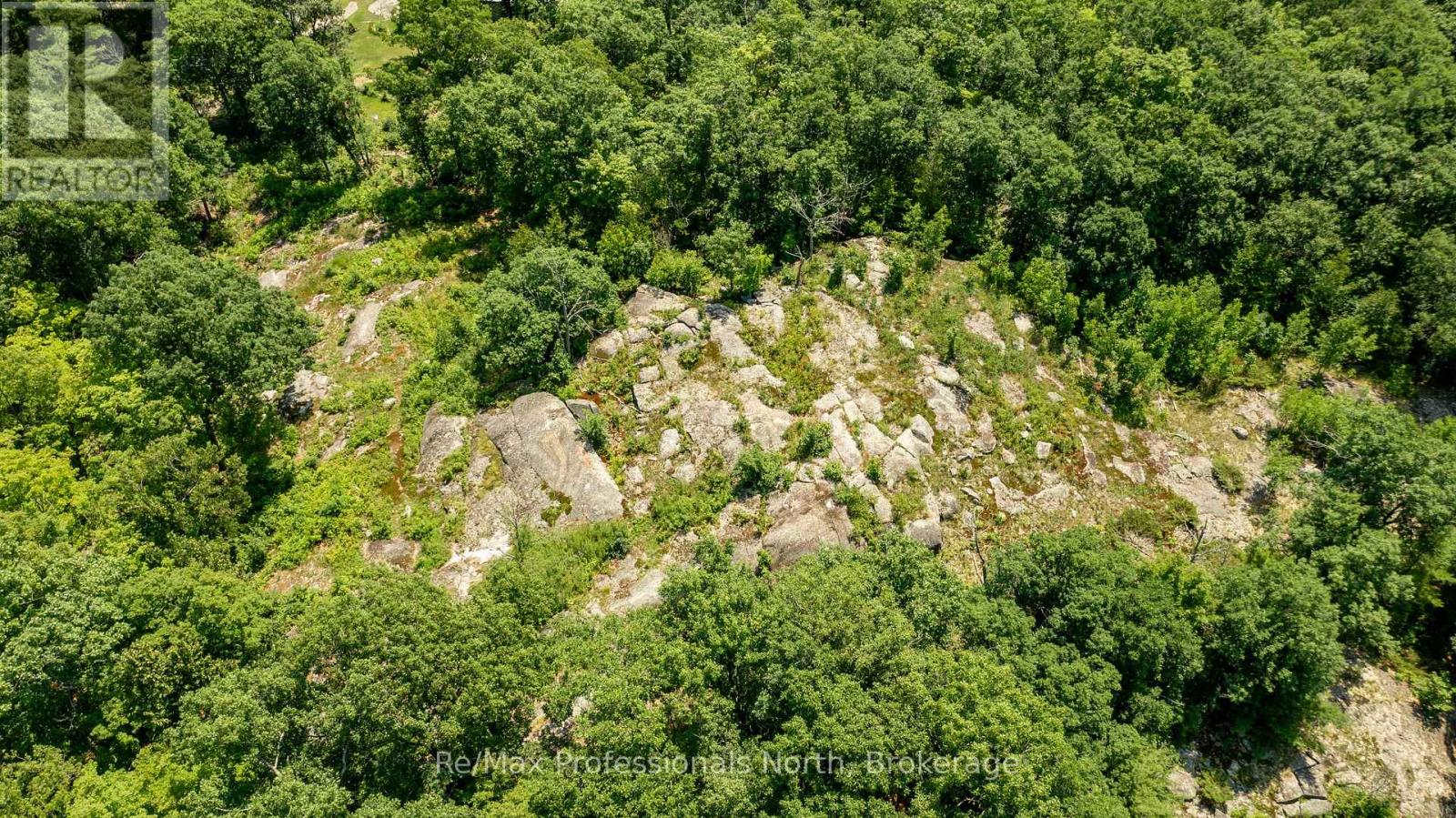 1017 BARLOCHAN ROAD - Image 15
