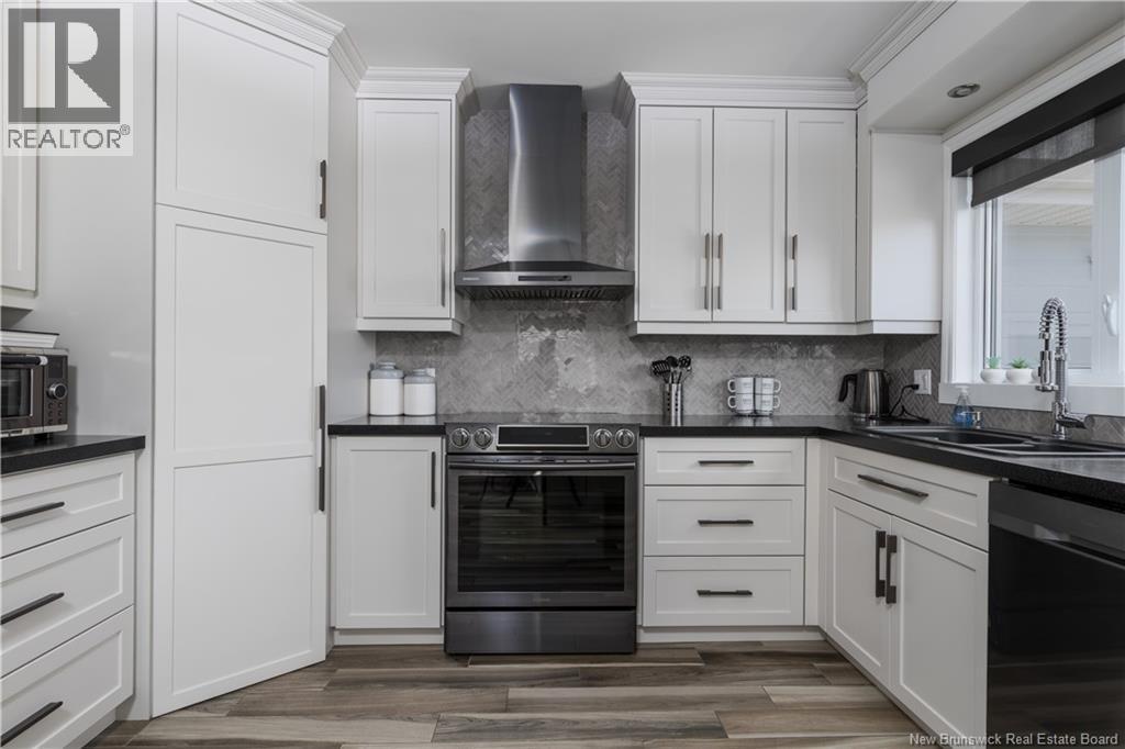 37 Beaulieu Street - 12