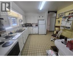 Laundry room - 777 Callanan Street, Quesnel, BC V2J2V5 Photo 11