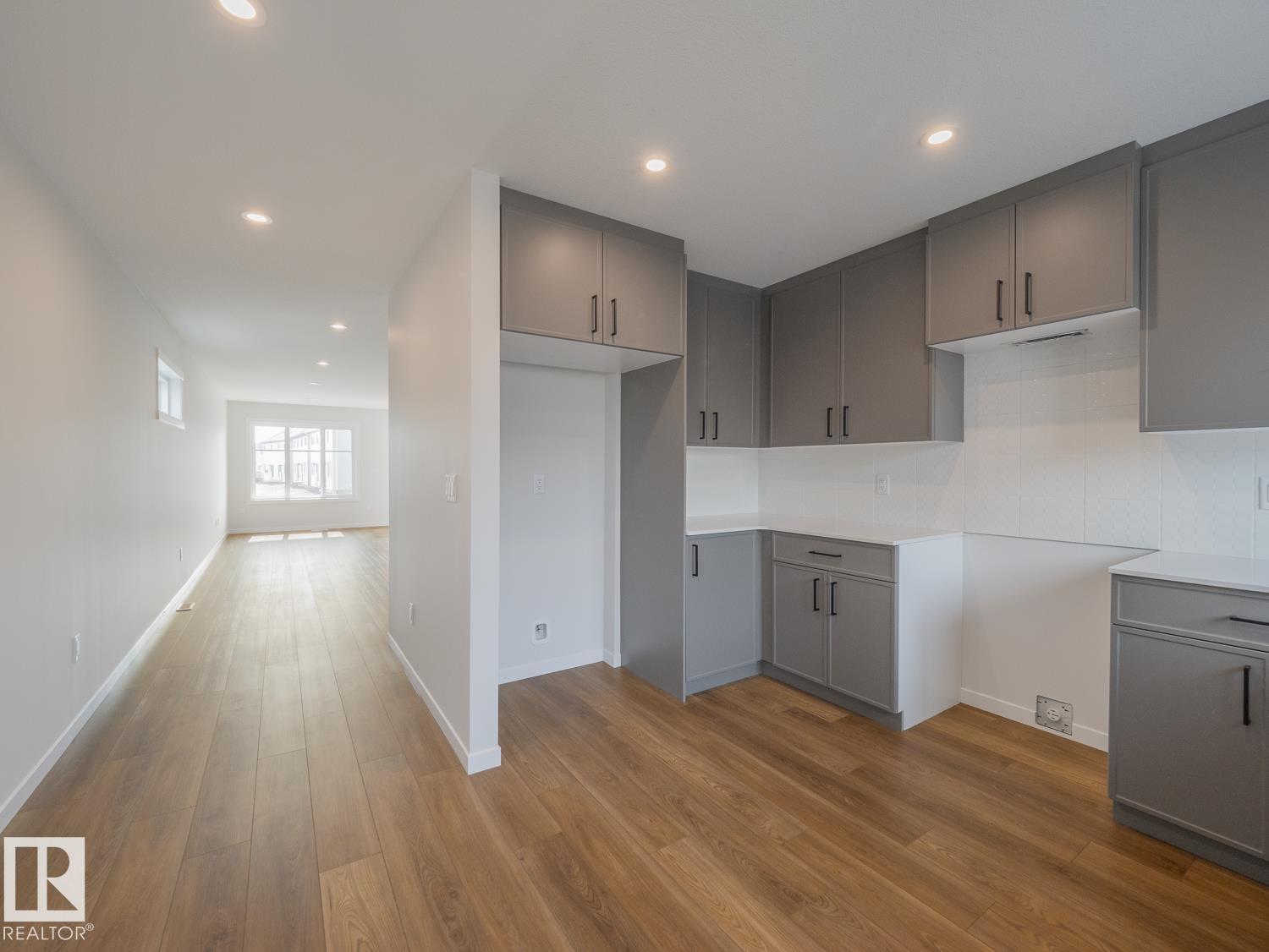 17218 4 ST NW - Image 12