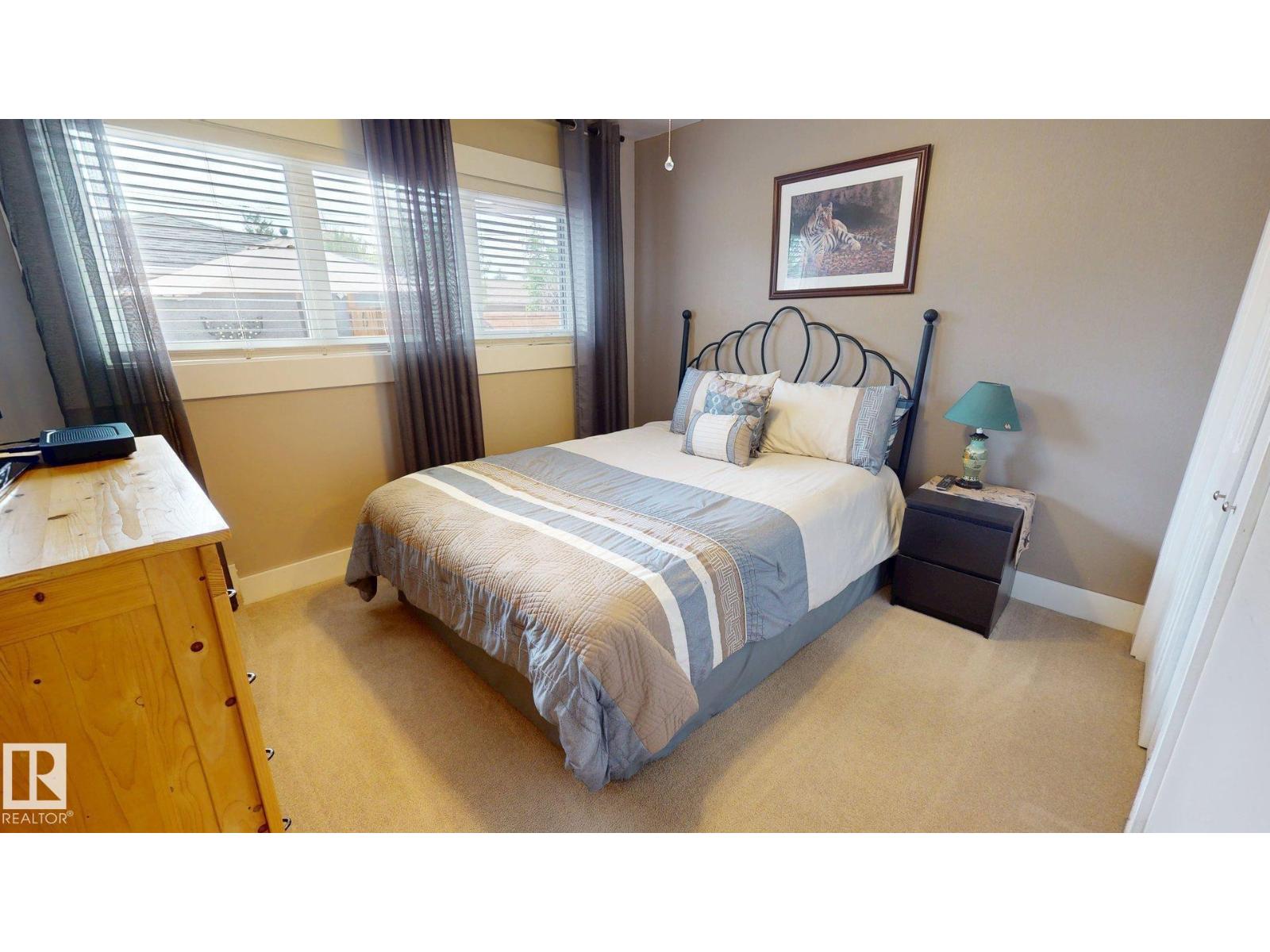 15627 83 Avenue NW - Photo 11