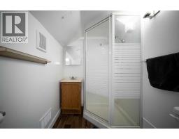 5219 50 Avenue, Camrose, AB T4V0T1 Photo 34