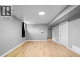 5219 50 Avenue, Camrose, AB T4V0T1 Photo 15