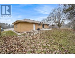 Lower - 582 Carlyle Court, Oshawa, ON L1H6S2 Photo 12