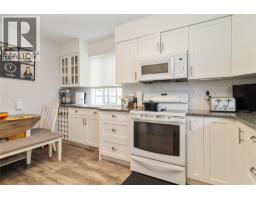 Bedroom - 410 Madsen Road, Kelowna, BC V1X2C2 Photo 6
