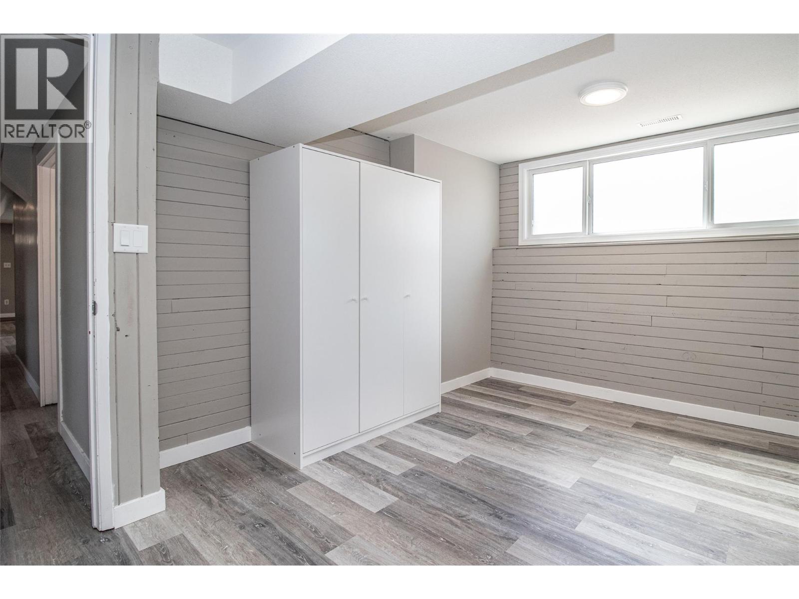 700 Matt Road - 28