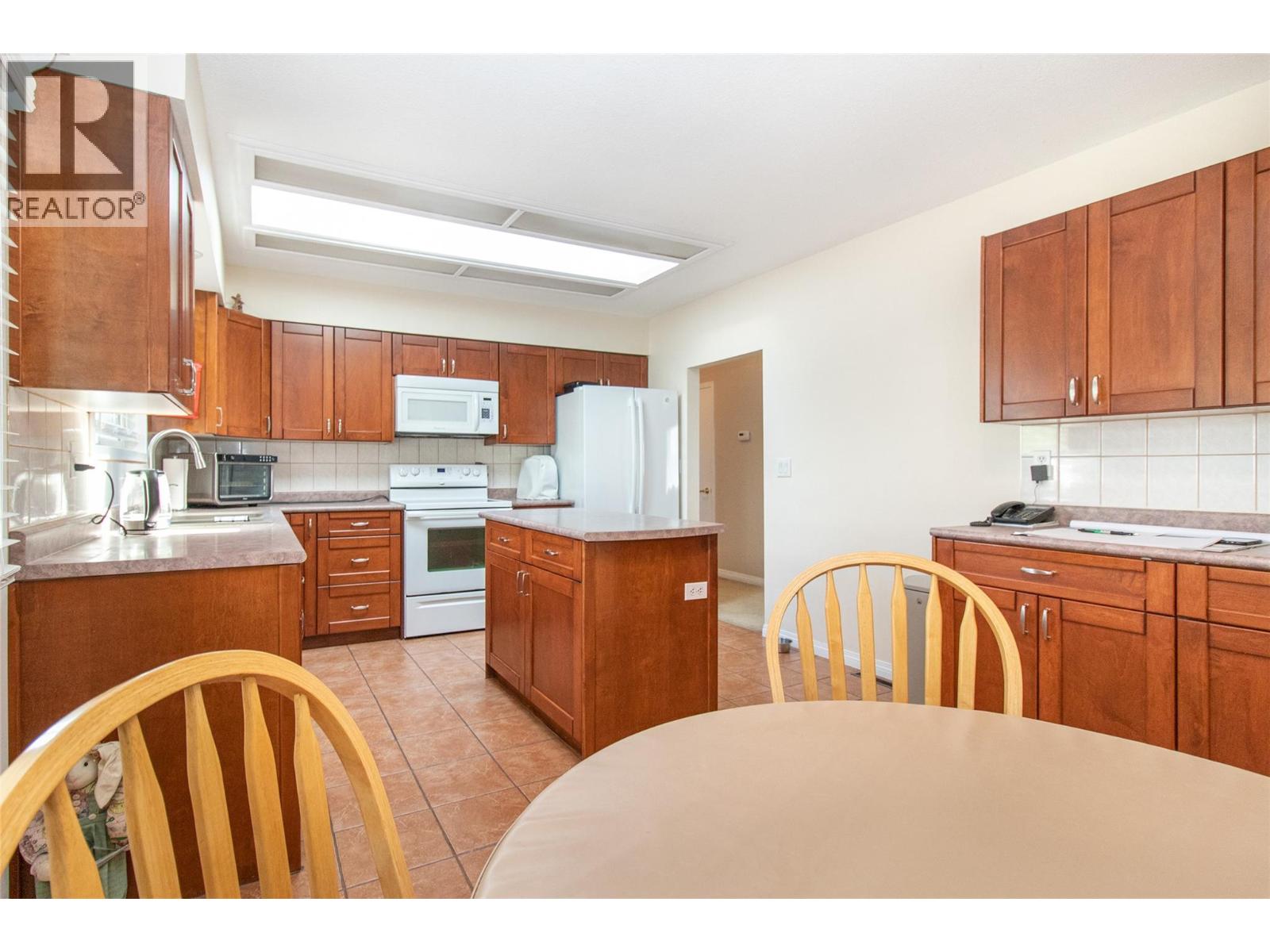210 Wallace Road - 10