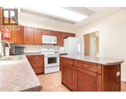 210 Wallace Road, Kelowna, BC V1X4T1 Photo 14