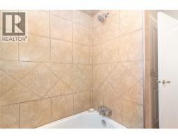 210 Wallace Road, Kelowna, BC V1X4T1 Photo 22