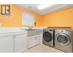 210 Wallace Road, Kelowna, BC V1X4T1 Photo 35
