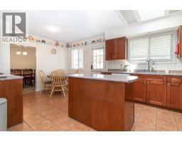 210 Wallace Road, Kelowna, BC V1X4T1 Photo 13