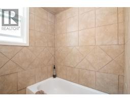 210 Wallace Road, Kelowna, BC V1X4T1 Photo 21