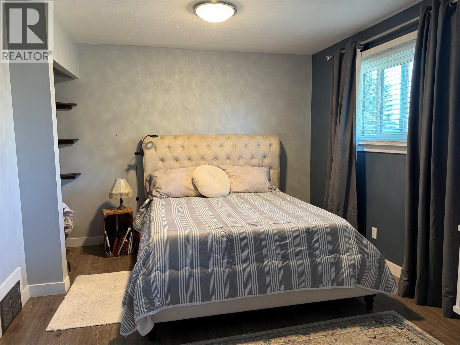 1121 96A Avenue - Image 7