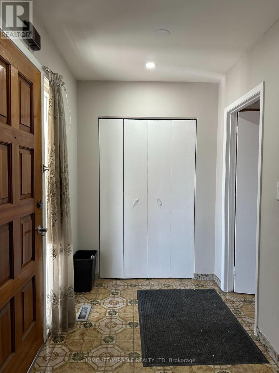2931 ISLINGTON AVENUE - 8