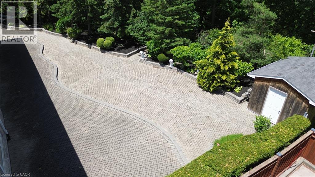 35 GLEN PARK Court - 37