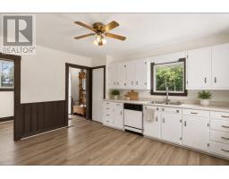 Bath (# pieces 1-6) - 1545 Trans Canada Highway, Belle River, PE C0A1B0 Photo 8