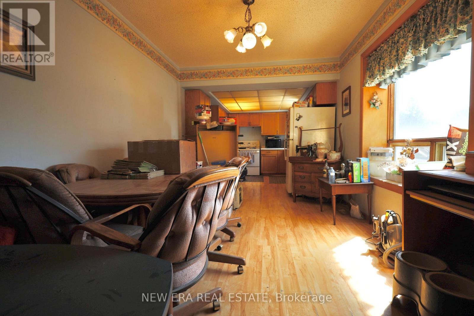 116 CHESTERFIELD AVENUE - 10