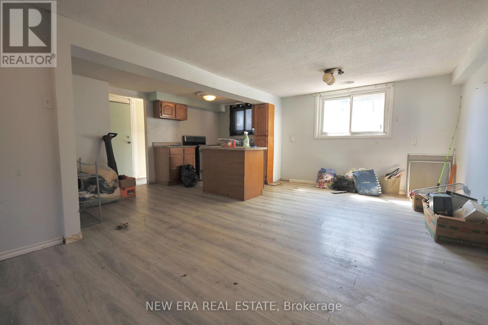 116 CHESTERFIELD AVENUE - 7