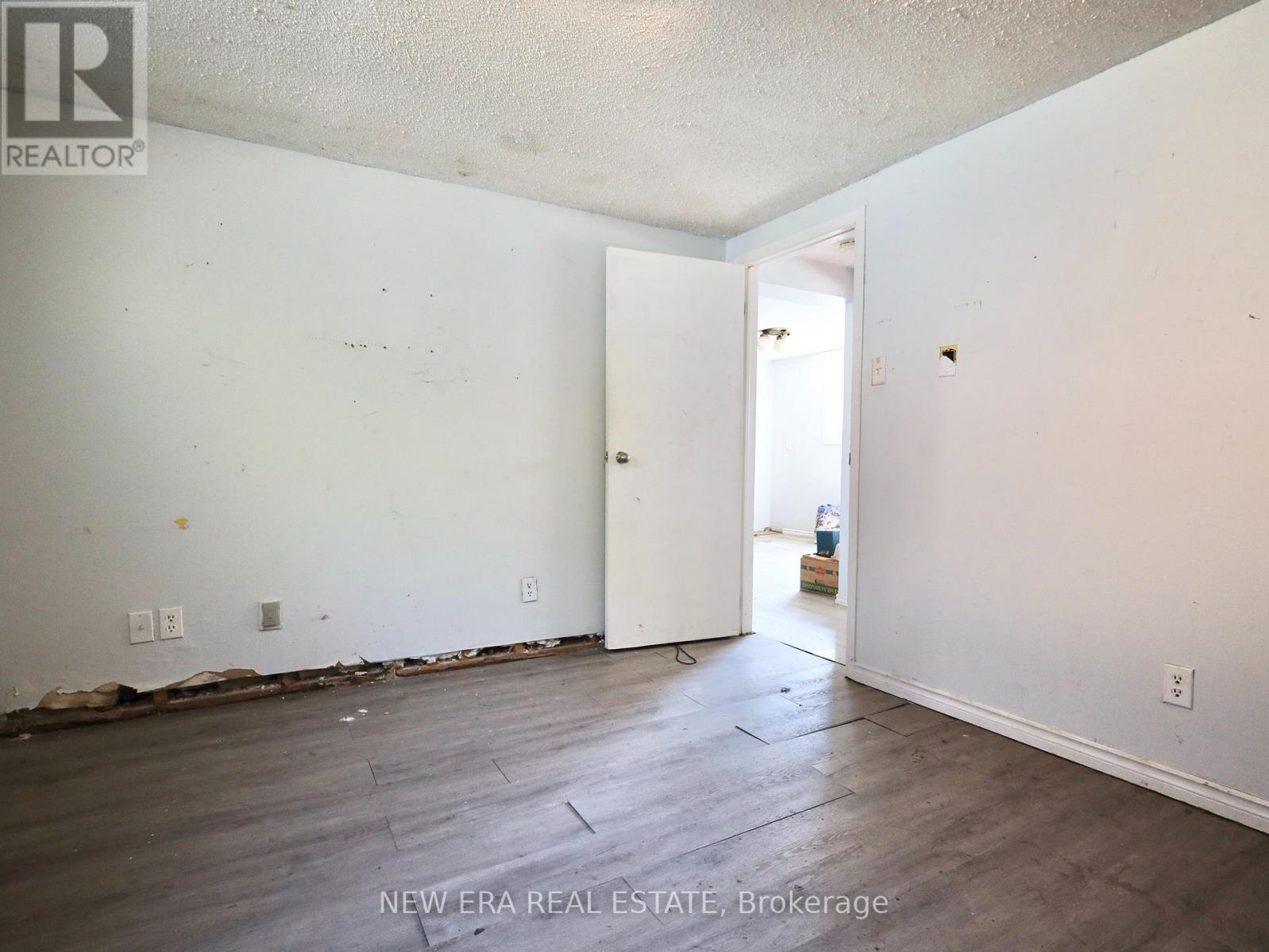 116 CHESTERFIELD AVENUE - 8